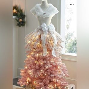 5 Ft Pre-Lit Dress Form Christmas Tree